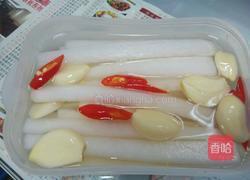 酸辣萝卜条的做法图解4