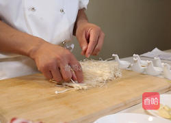 金针菇汆肥牛的做法图解1