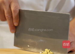 青笋炒鸡丁的做法图解3