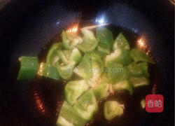 菜椒鱿鱼须的做法图解5