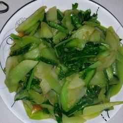 萵笋叶炒莴笋的做法[图]