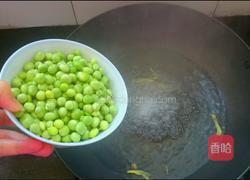 青豌豆瘦肉汤的做法图解3