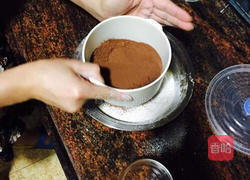 十寸的可可戚风蛋糕的做法图解6