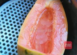 冰糖炖木瓜的做法图解2