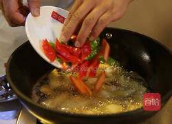 杏鲍菇炒肉片的做法图解8