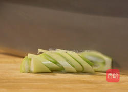 芹菜炒肉丝的做法图解4