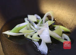 芹菜炒肉丝的做法图解8