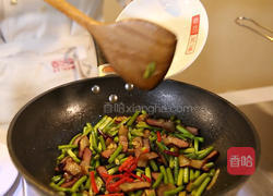 蒜苔炒腊肉的做法图解9