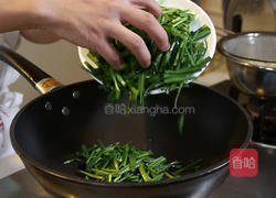 韭菜炒鸡蛋的做法图解4