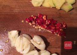 电饭煲酱香鸭脚的做法图解3