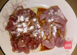 鲜虫草花猪展肉粉肠汤的做法图解2