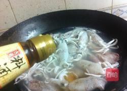 白灼鲜鱿鱼的做法图解4