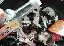 木耳洋葱炒鸡蛋的做法图解11