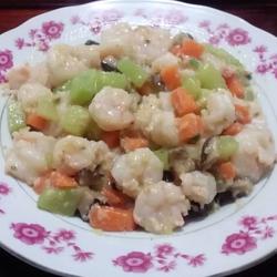 三色虾仁的做法[图]