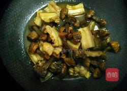 姬松茸炒肉的做法图解18