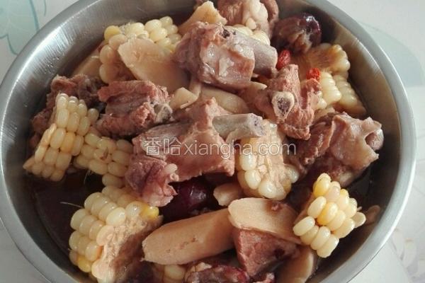 玉米山药炖排骨