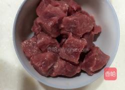 土豆焖牛肉的做法图解2