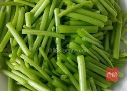 鸡丝蒿子杆的做法图解1