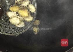 鲜鲍鱼焖煲鸡的做法图解2