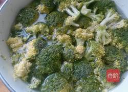 胡萝卜瘦肉煲仔饭的做法图解7