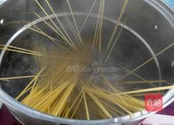 香菇牛肉意大利面的做法图解9