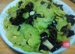 木耳炒苦瓜的做法图解9