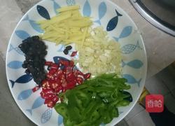 剁椒皖鱼头的做法图解2