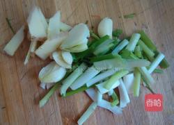 胡萝卜豆芽炒肉沫的做法图解5