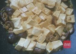 香菇炖豆腐的做法图解9