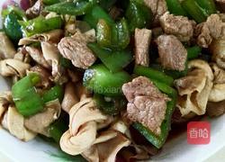 青椒百叶结炒肉块的做法图解8