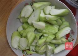 丝瓜炒菜花的做法图解2