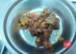 豆腐炒肉片的做法图解1