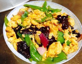 木耳尖椒炒雞蛋