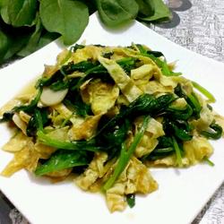 蛋皮菠菜的做法[图]