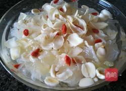 百合银耳莲子羹的做法图解8