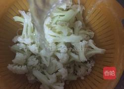 老干妈咸肉花菜的做法图解2