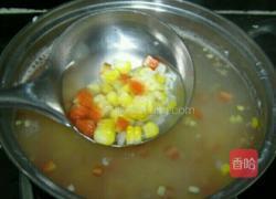 胡萝卜玉米粥的做法图解4