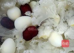 银耳鹌鹑蛋红枣糖水的做法图解7