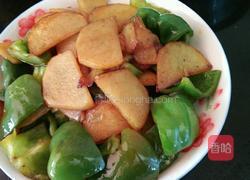 土豆片大辣椒的做法图解7