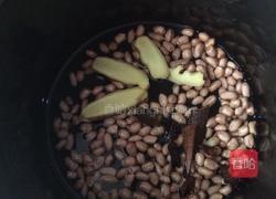 花生焖猪蹄的做法图解5