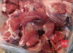 猪尾骨海带汤的做法图解1