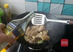 板栗烧鸡翅的做法图解7