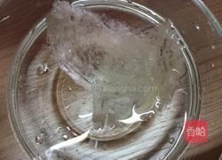 冰糖炖燕窝的做法图解2