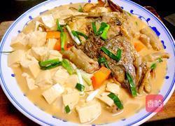 鮸鱼头炖豆腐的做法图解10