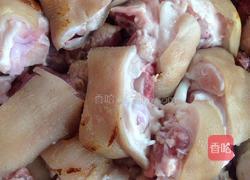 红烧猪蹄的做法图解1