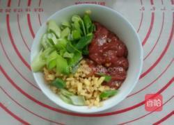 豆腐泡炒雪里蕻的做法图解3