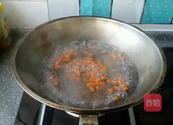 松仁玉米的做法图解3