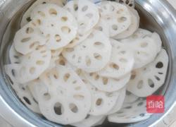 拌藕片的做法图解3