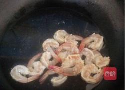 莴笋炒虾仁的做法图解5