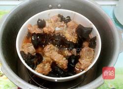 排骨蒸木耳的做法图解6